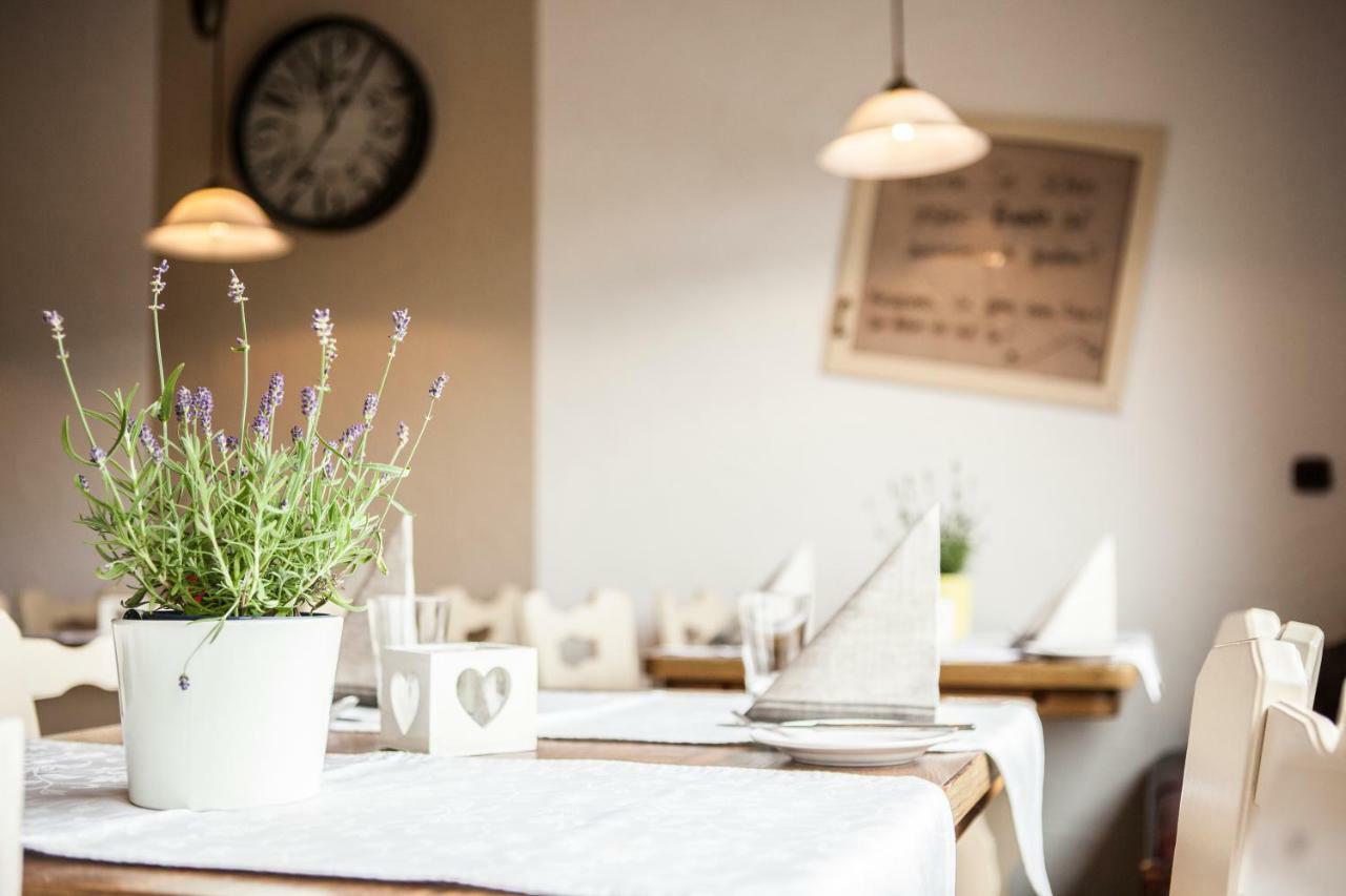 Landgasthaus Zum Kreuzberg Schonbach  Екстериор снимка